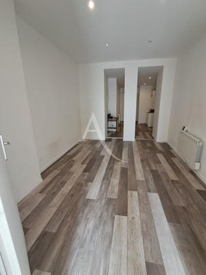 Local commercial - 35 m² - 3 pièces