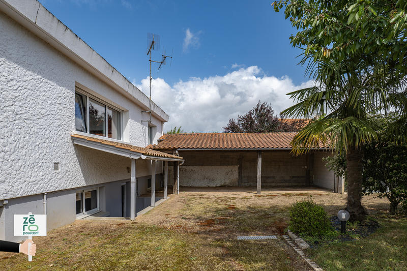 Maison - 161 m² - 5 pièces