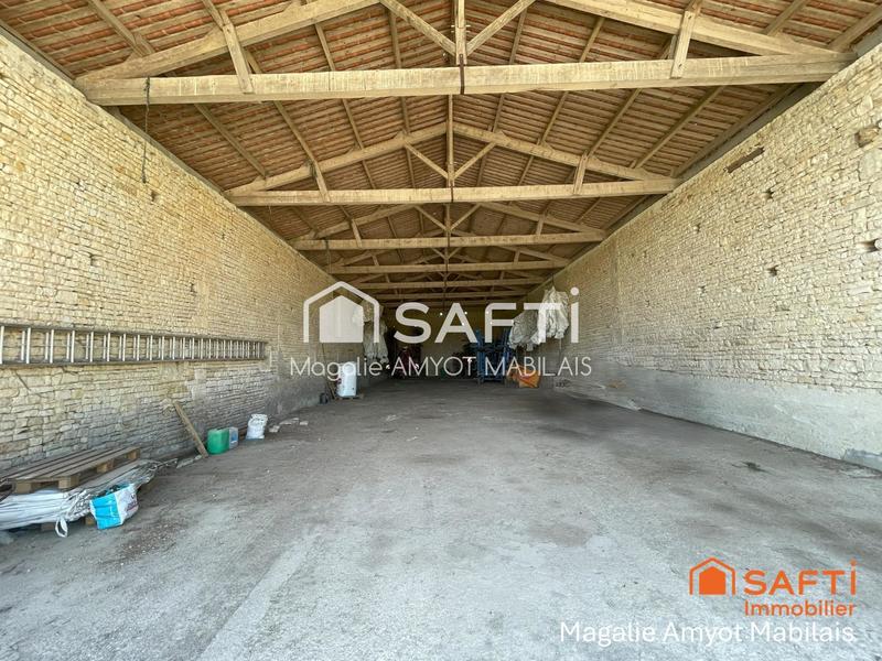 Propriété - 820 m² - 11 pièces