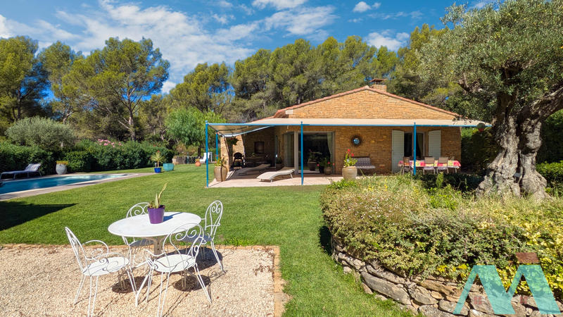 Maison - 160 m² - 5 pièces