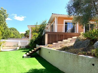 Maison - 161 m² - 6 pièces