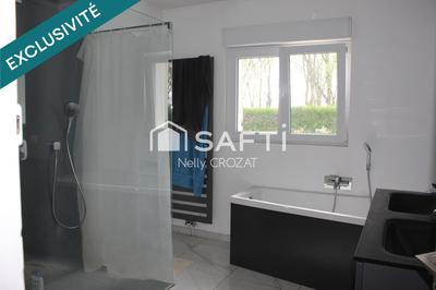 Maison - 195 m² - 8 pièces