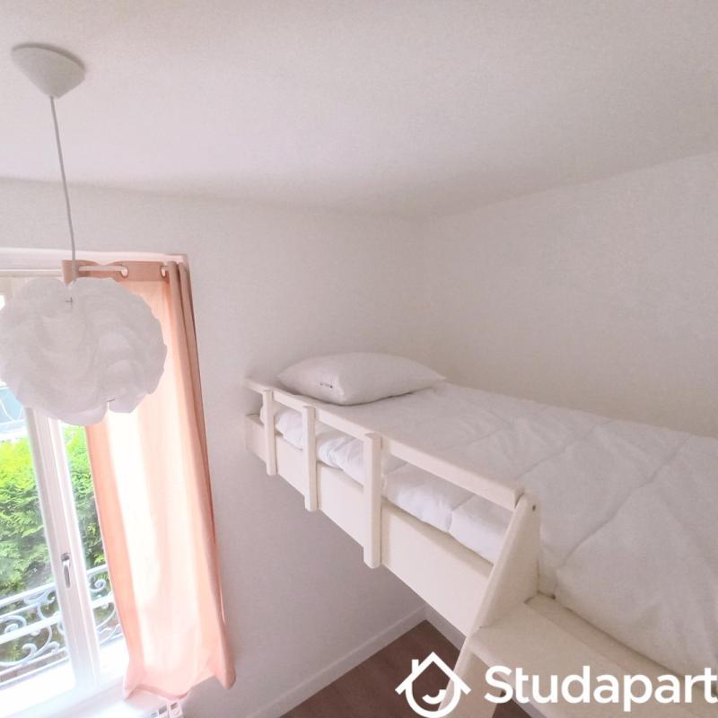 Chambre - 9 m² - 1 pièce