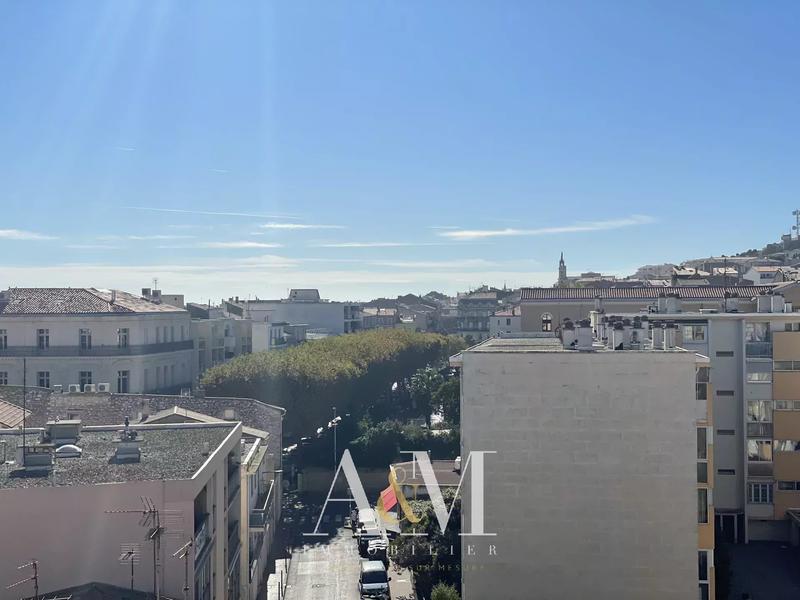 Appartement - 110 m² - 4 pièces