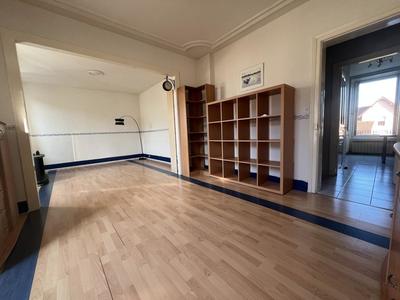 Appartement ancien - 74 m² - 4 pièces