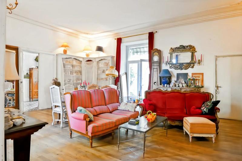 Hôtel particulier - 278 m² - 12 pièces