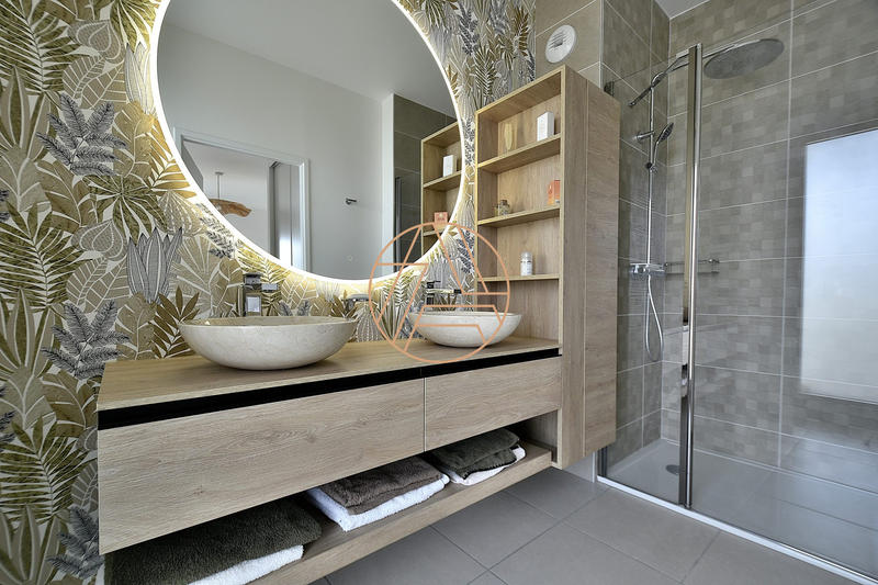 Duplex - 134 m² - 5 pièces