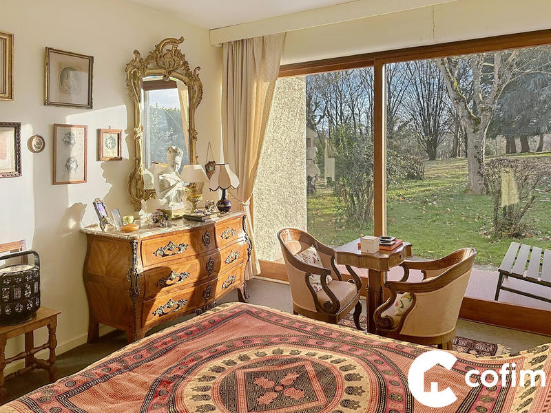 Maison - 172 m² - 7 pièces