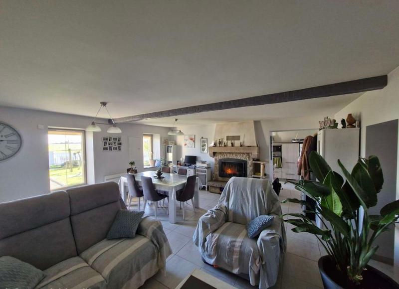 Maison - 92 m² - 4 pièces