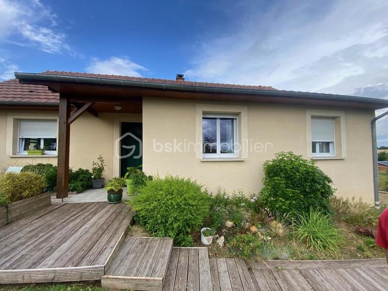 Maison - 110 m² - 5 pièces