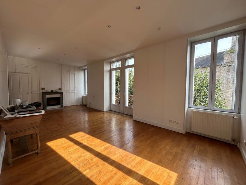 Maison - 170 m² - 7 pièces