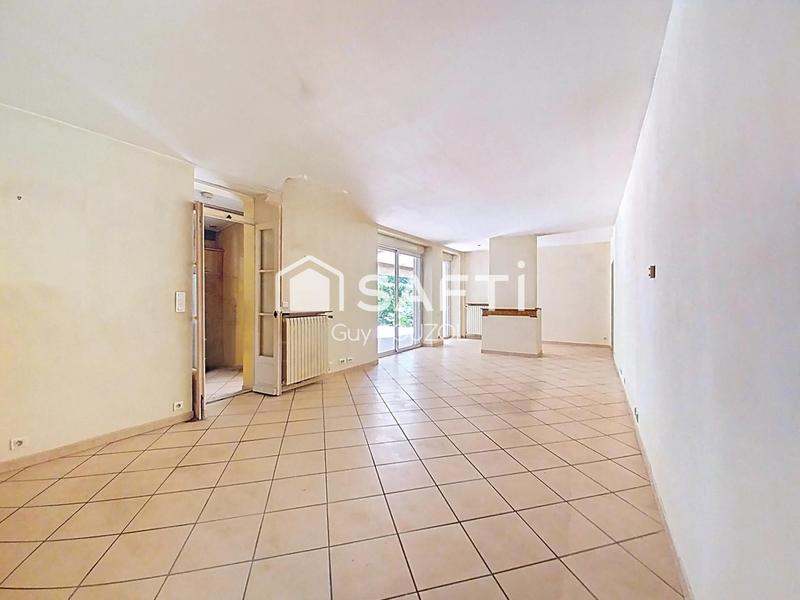 Maison - 320 m² - 14 pièces