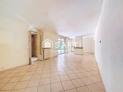 Maison - 320 m² - 14 pièces