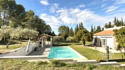 Propriété - 145 m² - 5 pièces