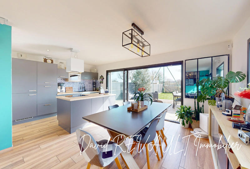 Maison - 110 m² - 5 pièces