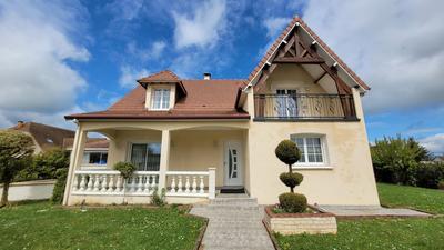 Maison - 122 m² - 5 pièces