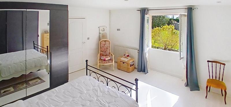 Maison - 350 m² - 10 pièces