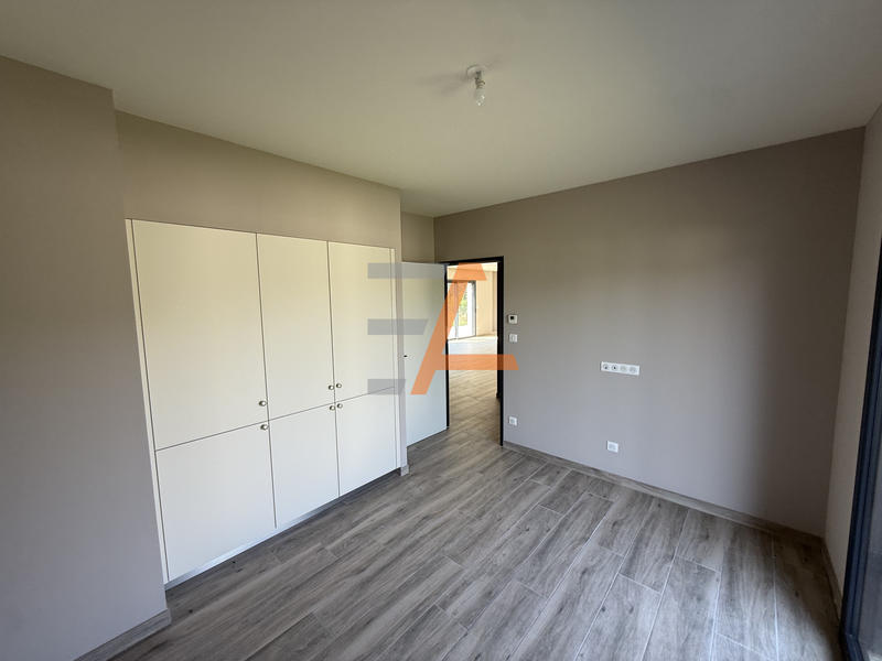 Villa - 141 m² - 5 pièces