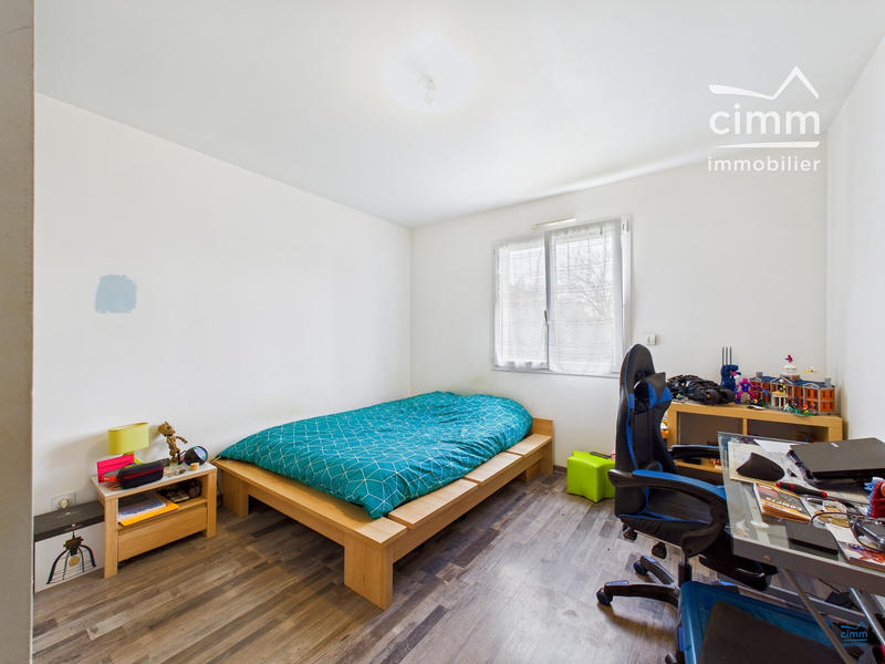 Maison - 104 m² - 4 pièces