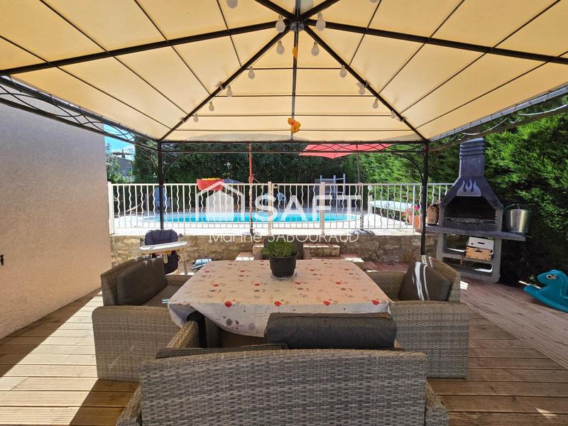 Villa - 225 m² - 7 pièces