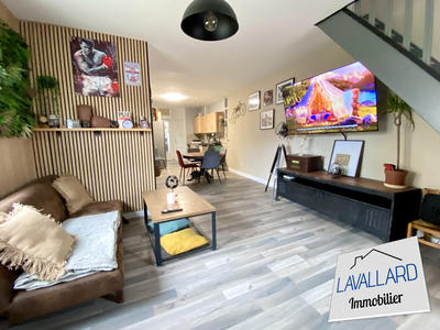 Maison - 80 m² - 4 pièces