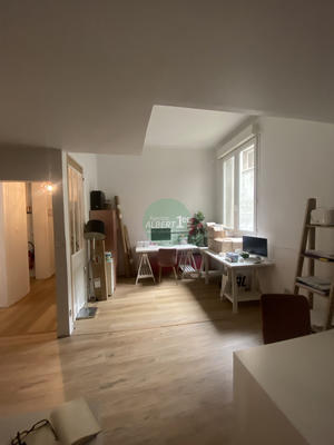 Appartement - 85 m² - 3 pièces