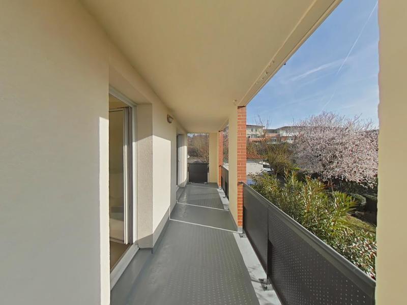 Appartement ancien - 72 m² - 3 pièces