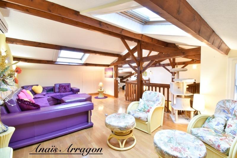 Maison de ville - 310 m² - 7 pièces