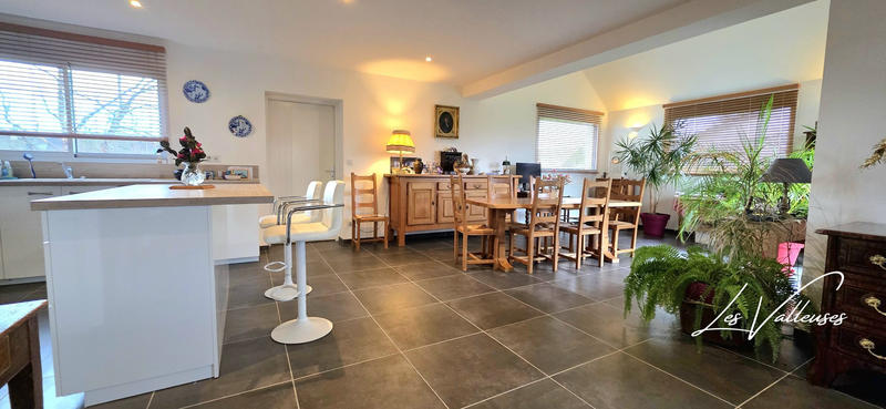 Maison contemporaine - 172 m² - 5 pièces