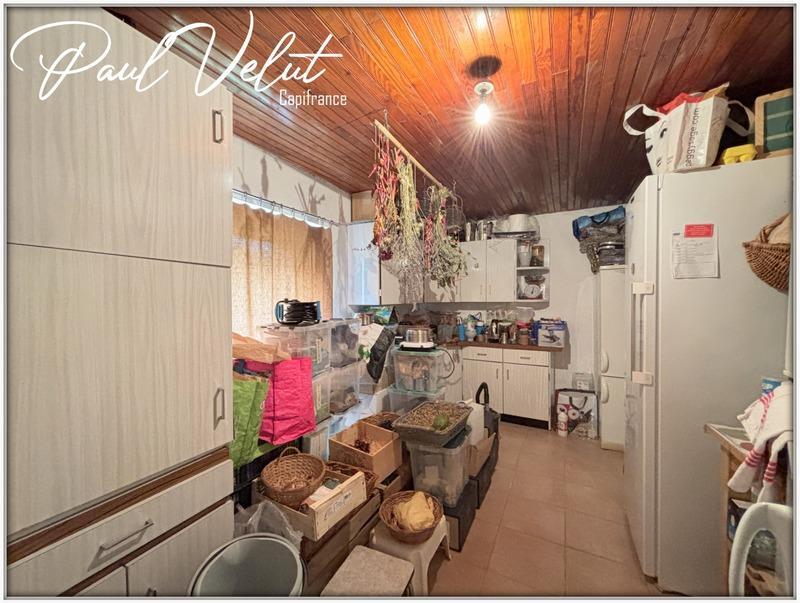 Maison - 200 m² - 7 pièces