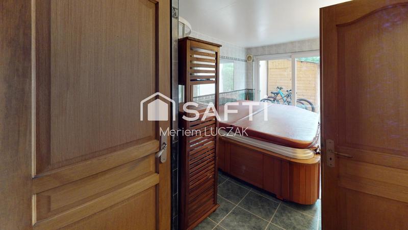 Maison de village - 130 m² - 7 pièces