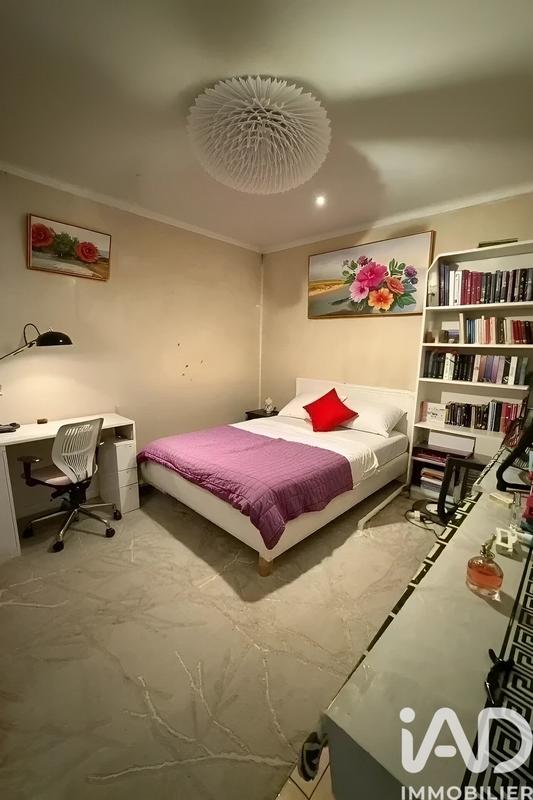 Maison - 175 m² - 12 pièces