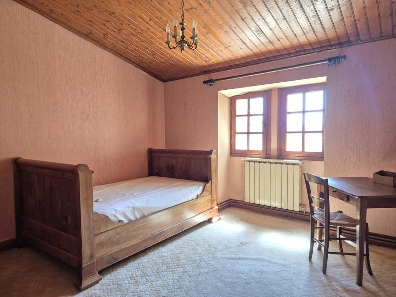 Maison en pierre - 197 m² - 8 pièces