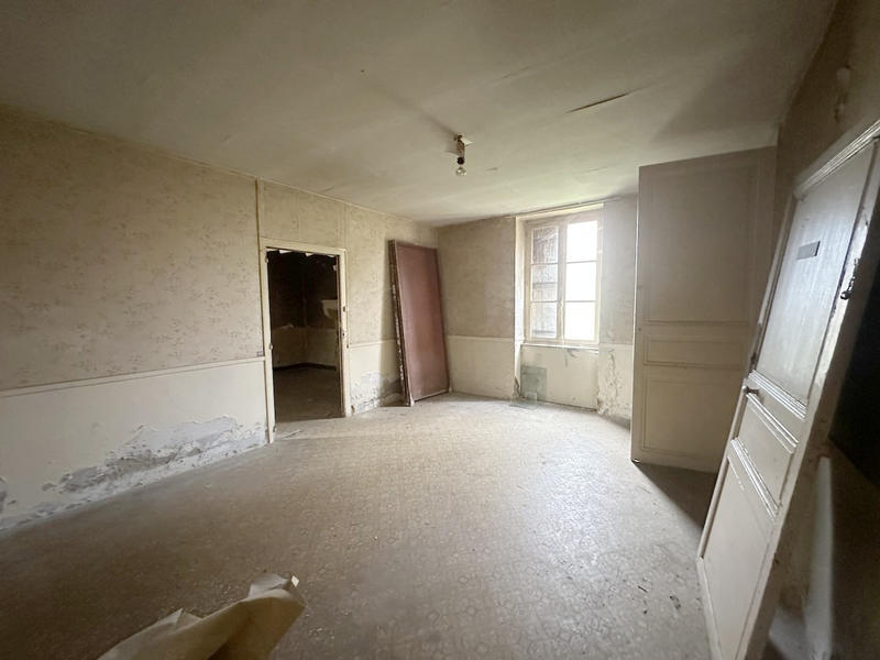 Maison - 190 m² - 8 pièces