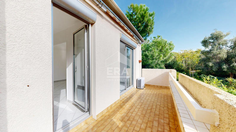 Appartement - 111 m² - 5 pièces