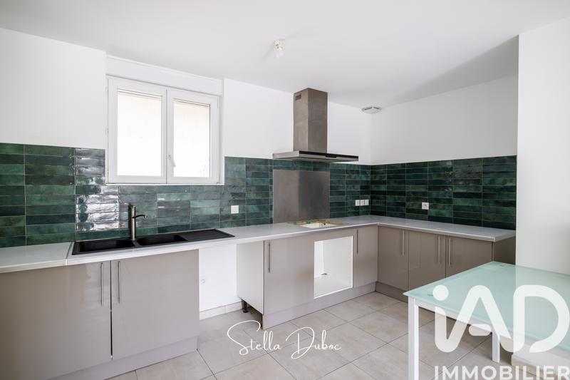 Maison - 97 m² - 4 pièces