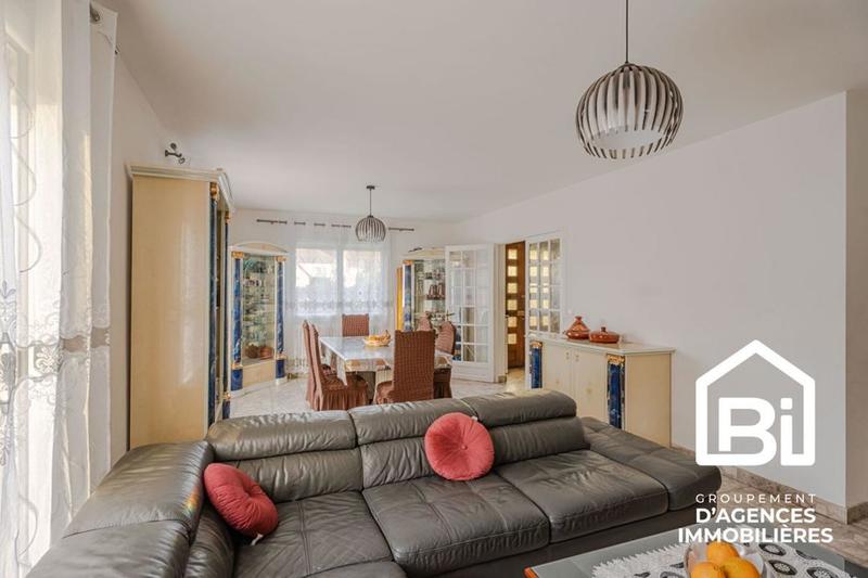 Maison - 151 m² - 5 pièces