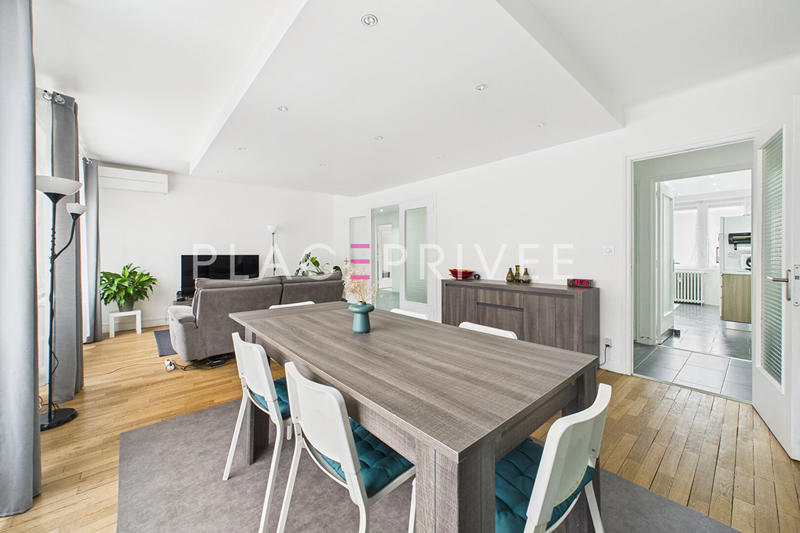 Appartement - 146 m² - 7 pièces