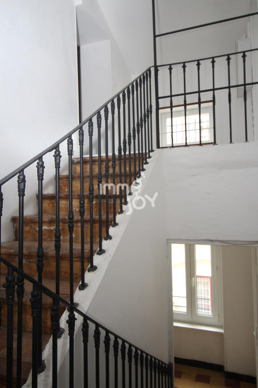 Appartement - 79 m² - 4 pièces