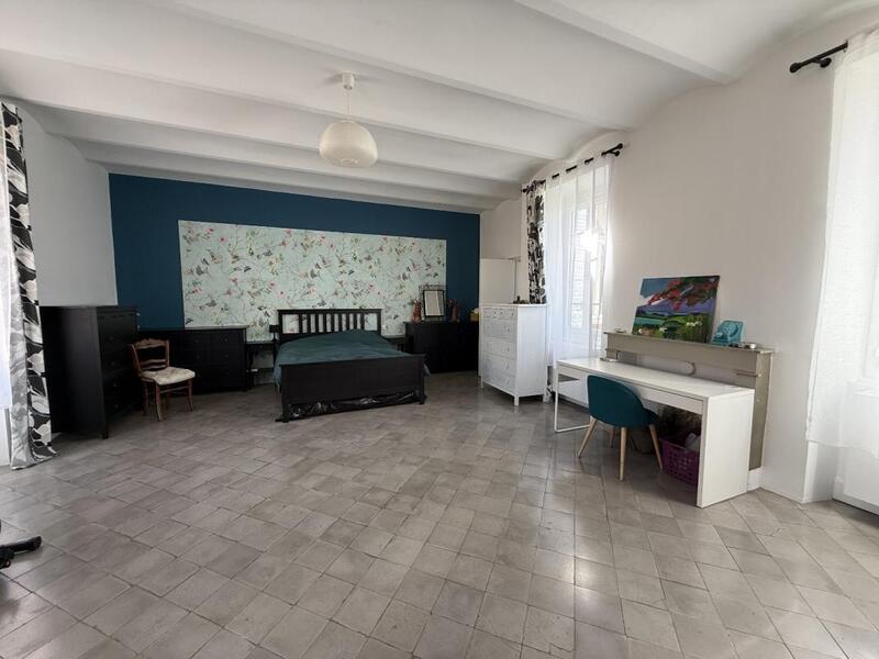 Maison de village - 247 m² - 6 pièces