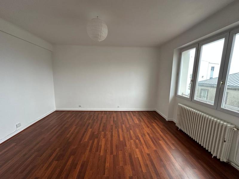 Immeuble - 220 m² - 2 pièces