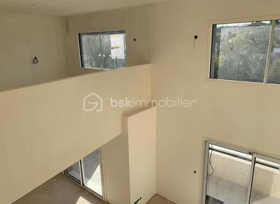 Duplex - 115 m² - 5 pièces