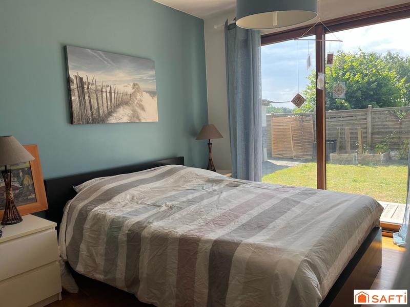 Maison - 252 m² - 8 pièces