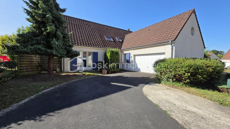 Maison - 230 m² - 8 pièces