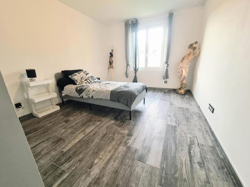 Maison - 208 m² - 7 pièces