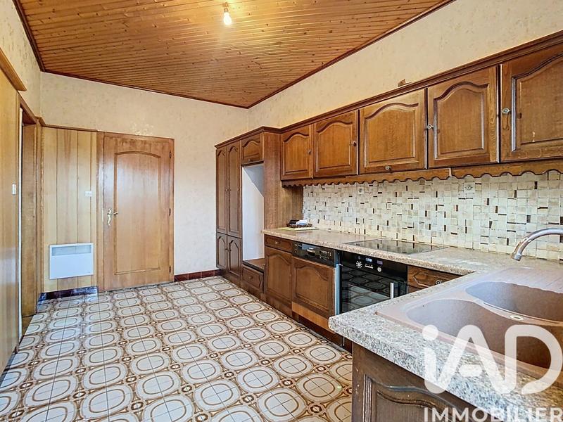 Maison - 357 m² - 8 pièces