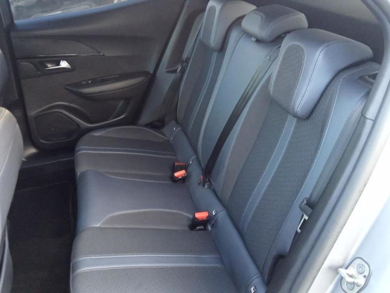 Peugeot 2008 II 1.2 Pt 130 s&amp;amp;S Allure