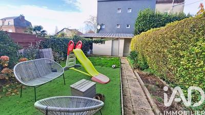 Maison de ville - 92 m² - 4 pièces