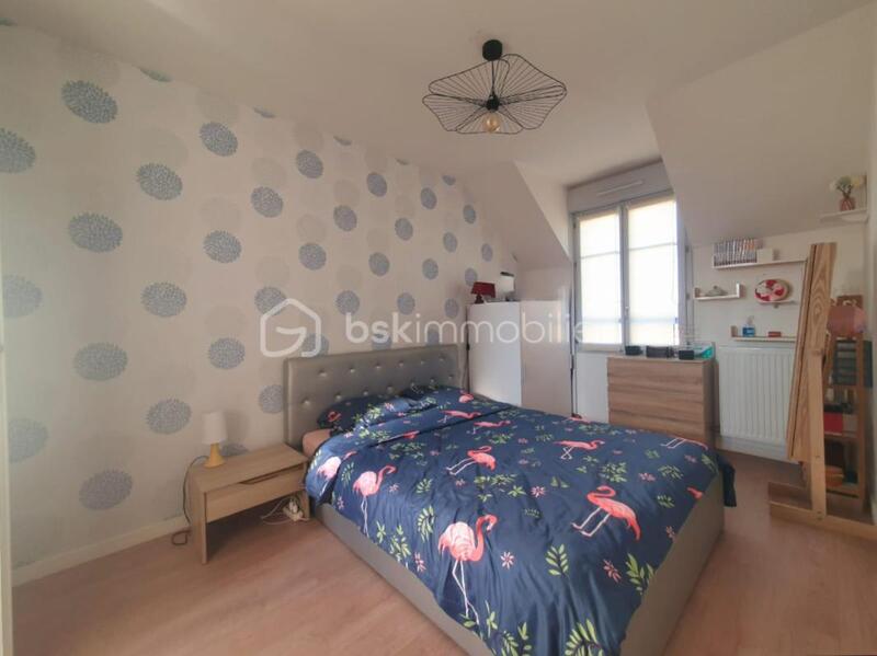 Maison traditionnelle - 98 m² - 5 pièces