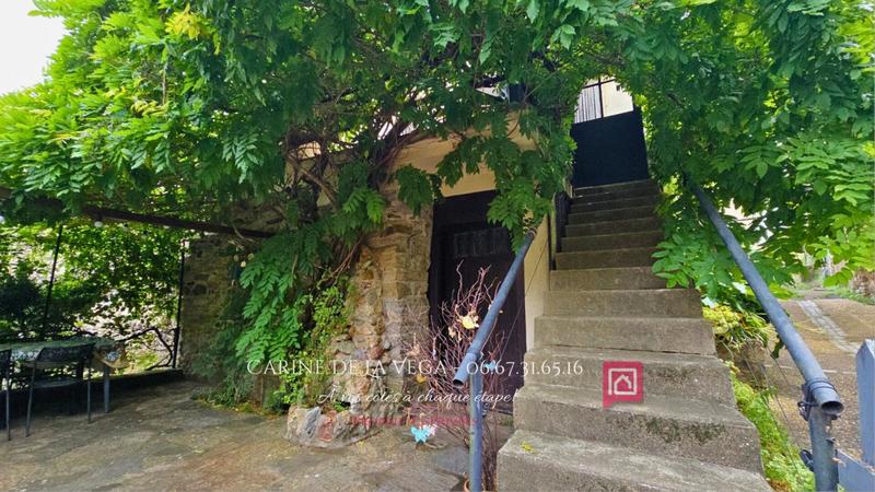 Maison - 87 m² - 5 pièces